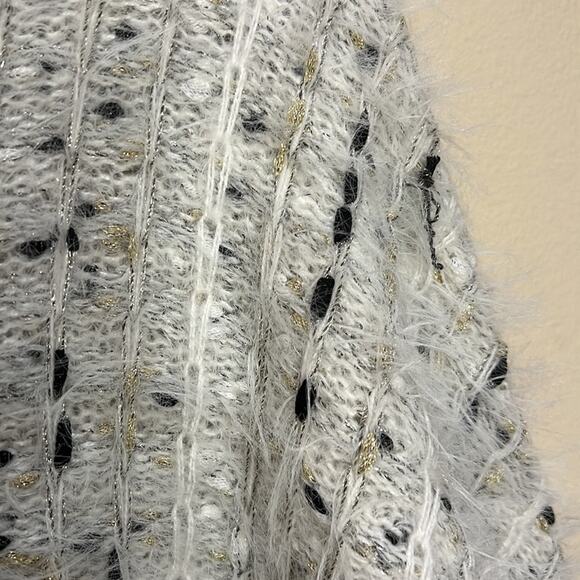 cupcakes and cashmere Nisha Fuzzy Speckled Sweater Size L - Picture 6 of 7